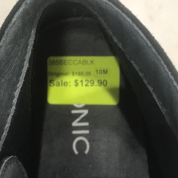 Vionic boots - Picture 5 of 7